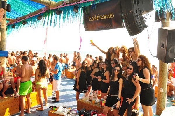 Champagne Showers @ Edde Sands